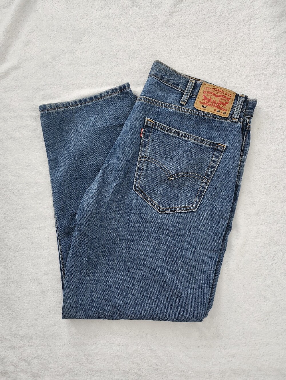 LEVI'S 550 Men's Size 38x30 Relaxed Fit Stretch Light Blue Washed Denim Jeans
